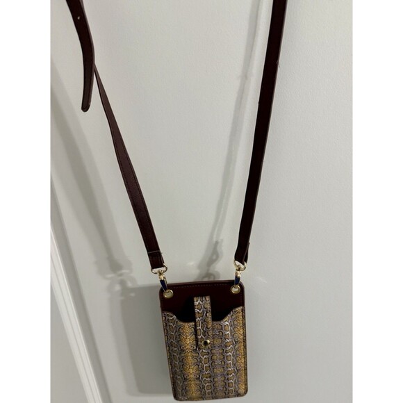 Snake Pattern Women's Crossbody Wallet With Cell Phone and Card Holders - Picture 3 of 7